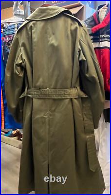 1950's US ARMY OVERCOAT TRENCH COAT 1950S KOREAN WAR ERA SIZE SMALL (BH)