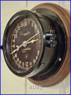 1953 CHELSEA U. S. Military Korean War Era Bakelite Nautical Porthole Ship Clock