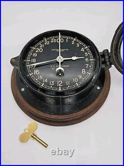 1953 CHELSEA U. S. Military Korean War Era Bakelite Nautical Porthole Ship Clock