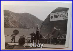 4 Original Snapshots Jane Mansfield & Bob Hope at 71st Infantry Division RRP 846