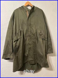 Distressed Vintage Sz Medium M-1951 Army Field Jacket Fishtail Parka Shell