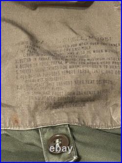Distressed Vintage Sz Medium M-1951 Army Field Jacket Fishtail Parka Shell