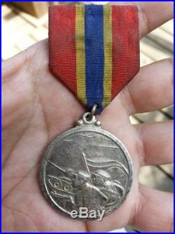 Extremely Rare Original DPRK North Korea Medal (Korean War Badge)