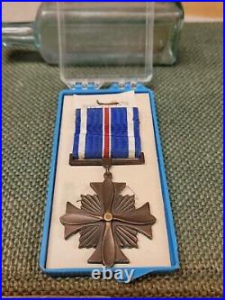 Korean War Distinguished Flying Cross Medal Slot Brooch Field Award Air Force