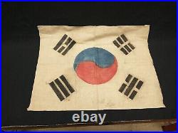 Korean War South Korea ROK Hand Painted Bring-Back Flag 17X22