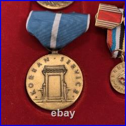 Korean War Veteran Ambassador For Peace Medal Set In Cases Old Military Awards