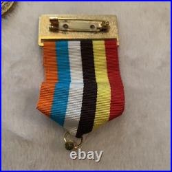 Korean War Veteran Ambassador For Peace Medal Set In Cases Old Military Awards