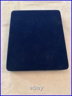 Korean War Veteran Ambassador For Peace Medal Set In Cases Old Military Awards