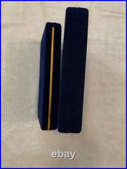 Korean War Veteran Ambassador For Peace Medal Set In Cases Old Military Awards