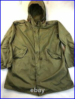 M-1951 Fishtail Parka Medium M51 US Army Korean War 1950s Vintage Jacket 1956
