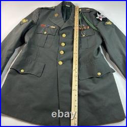 Original Korean War U. S Military Uniform Jacket 42L Rifleman Badges Decorated