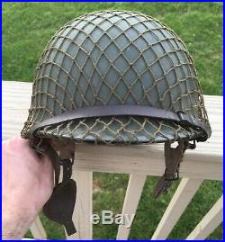 Original Korean War-era US Paratrooper/Airborne Helmet Complete shell and liner