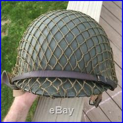 Original Korean War-era US Paratrooper/Airborne Helmet Complete shell and liner