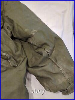 U. S. MILITARY FISHTAIL PARKA WithWOOL LINER Fur Trim SZ L 19 Distressed Airborne