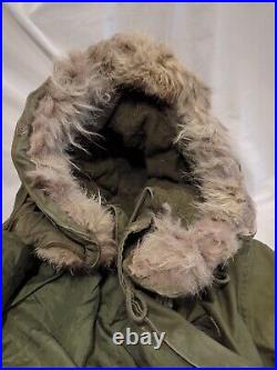 U. S. MILITARY FISHTAIL PARKA WithWOOL LINER Fur Trim SZ L 19 Distressed Airborne