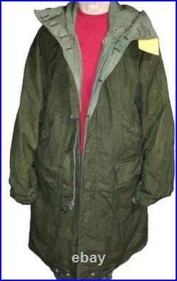 US Army WW2 M-42 mountian troop reversible parka dyed green. Item #8