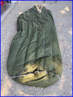 US Military Casualties Only Sleeping Bag Belfer Corp 1960 Arctic Cold Weather US Military Casualties Only Sleeping Bag Belfer Corp 1960 Arctic Cold Weather