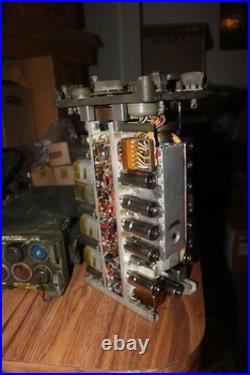 USGI Korean war RT-70 vehicle radio receiver with AM-65/GRC amplifier