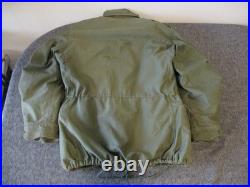 VINTAGE KOREA ISSUED HEAVY FIELD JACKET SHELL (1952 Sz M) LINER (1951 Sz L)