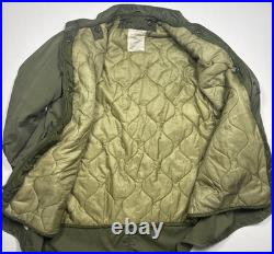 VTG US Army Fishtail Linear Extreme Cold Parka Korean War Military Jacket Small