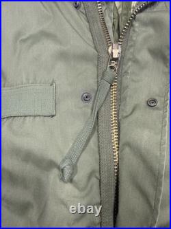 VTG US Army Fishtail Linear Extreme Cold Parka Korean War Military Jacket Small