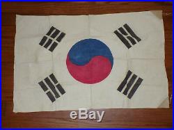 Vintage 1950-53 Korean War ROC Patriotic Cotton Printed Flag 34 x 22