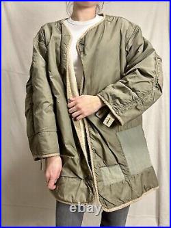 Vintage 1950s Military Korean War Era Distressed Jacket Wool Liner