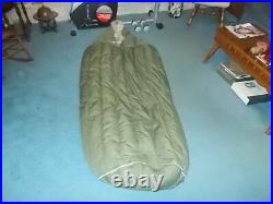 Vintage 1953 Korean War US Military Casualty Down Sleeping Bag Fur Liner