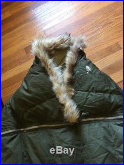 Vintage 1953 Korean War US Military Casualty Down Sleeping Bag Fur Liner