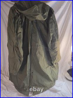 Vintage Issue Fishtail Parka Brand New Size Large With Used Issue Wool Liner