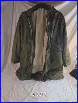 Vintage Issue Fishtail Parka Brand New Size Large With Used Issue Wool Liner