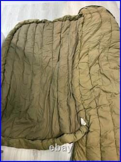 Vintage Korean War U. S. Casualty Down Sleeping Bag Arctic Military Fur Hood