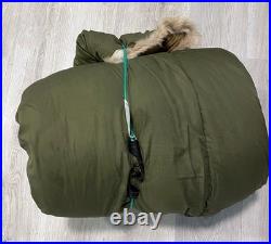 Vintage Korean War U. S. Casualty Down Sleeping Bag Arctic Military Fur Hood