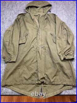 Vintage M-1951 Fishtail Parka Shell Jacket Army Green US Military M51 Korean War