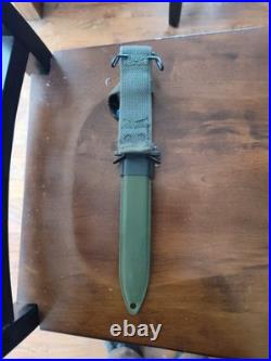 Vintage US Korean War Bayonet Fighting Knife with Scabbard