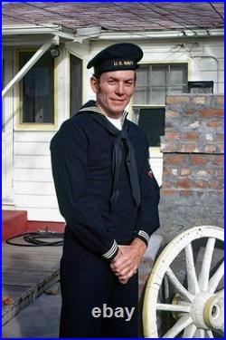 Vtg US Navy Korean War dress blues/Cracker Jack inc. Hat, scarf, Gd. Conduct metal
