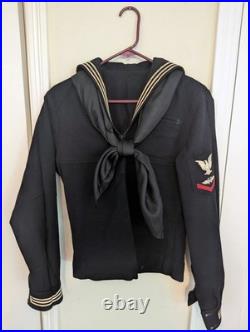 Vtg US Navy Korean War dress blues/Cracker Jack inc. Hat, scarf, Gd. Conduct metal