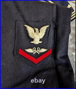 Vtg US Navy Korean War dress blues/Cracker Jack inc. Hat, scarf, Gd. Conduct metal