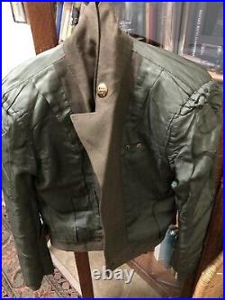 Ww2/Korean War Hero's lke Jacket size 38R with collar pins and Awards